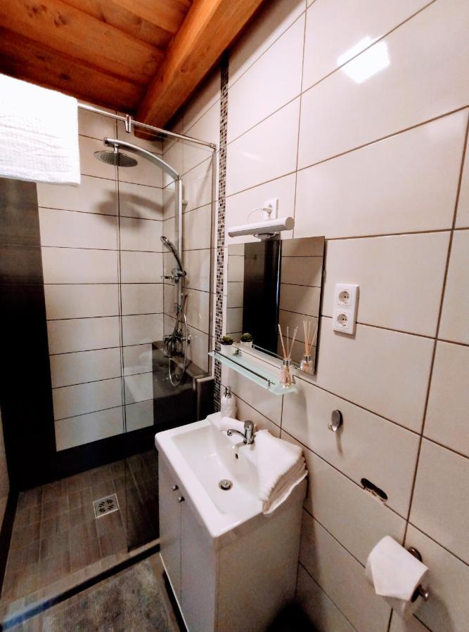 Kishid Vendeghaz Pilismarot Apartment Exterior photo